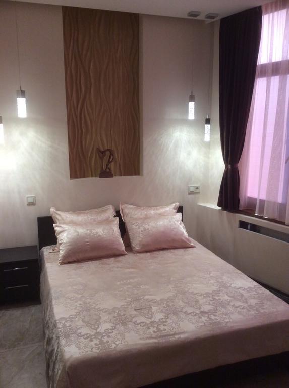 Apartment Luxe Paris Odessa Buitenkant foto