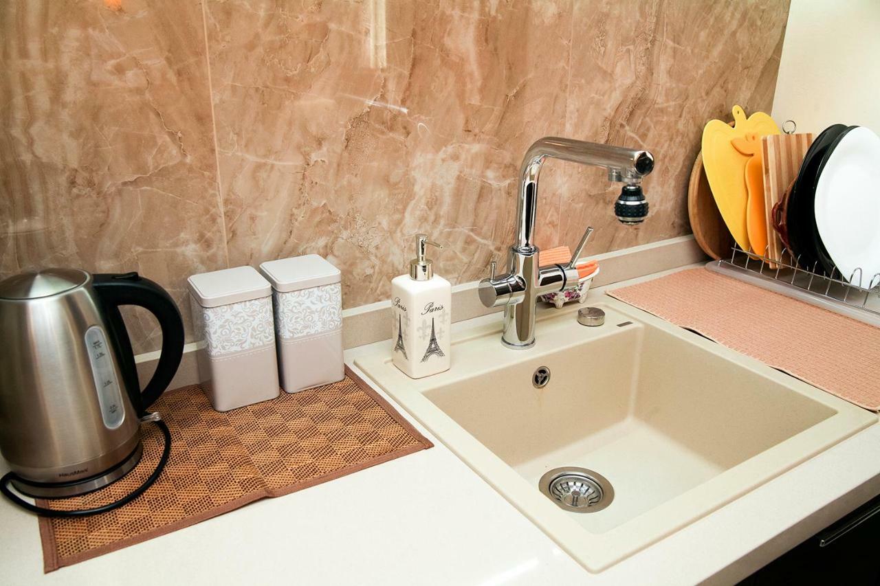 Apartment Luxe Paris Odessa Buitenkant foto